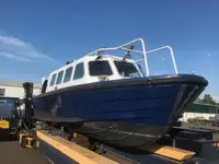 Navio de pesquisa à venda