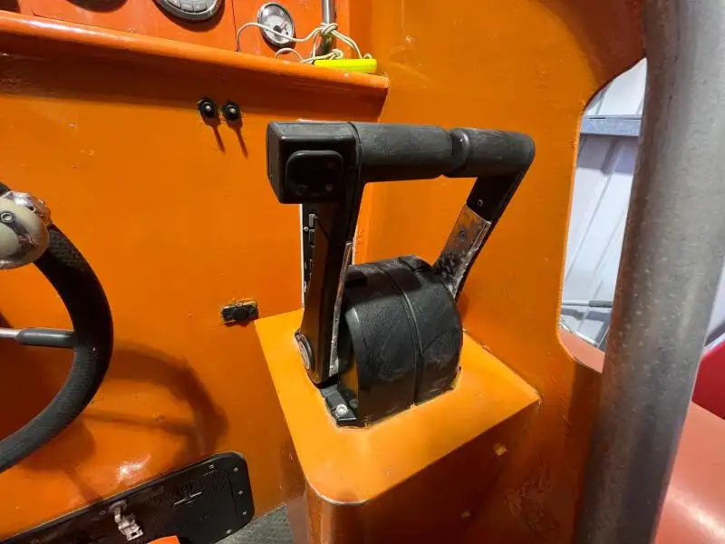 Barcos de trabalho à venda
