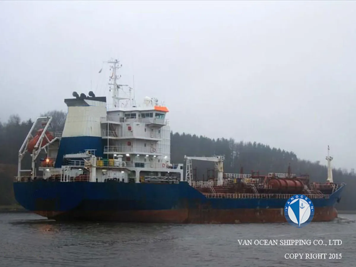 Navio-tanque de óleo/produtos químicos à venda