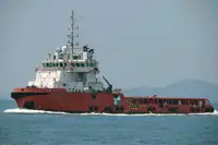 Rebocador à venda