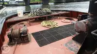 Rebocador à venda