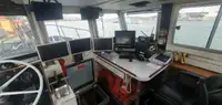 Navio porta-contêineres à venda