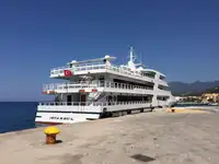 Navio de cruzeiro à venda