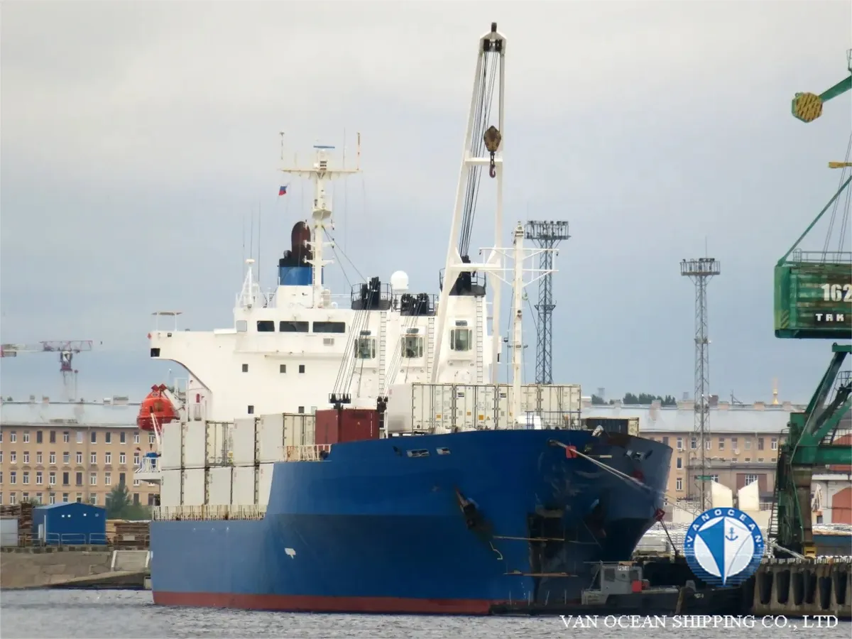 Navio frigorífico à venda