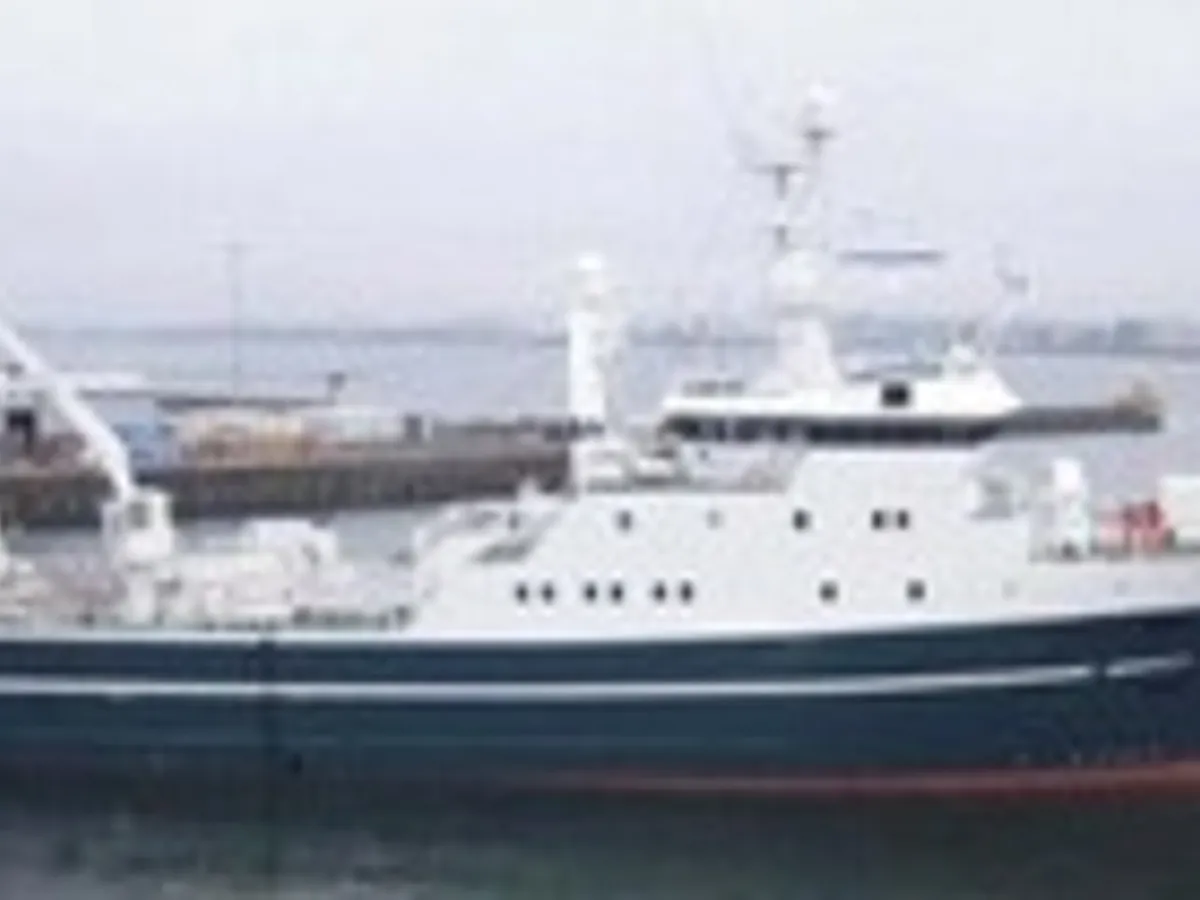 Navio de pesca de arrasto à venda