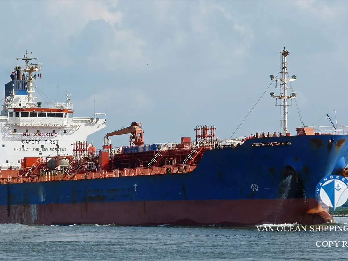 Navio-tanque de óleo/produtos químicos à venda