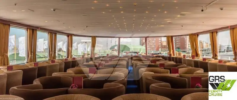 Navio de cruzeiro à venda