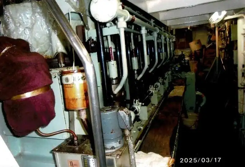 Navio de pesca de arrasto à venda
