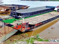 Balsa de desembarque, tanque à venda