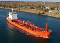 Oil/Chemical tanker à venda