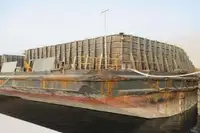 Barcaça à venda