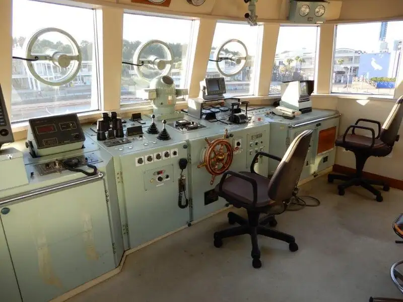 Navio de cruzeiro à venda