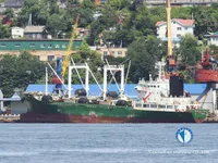 Navio frigorífico à venda