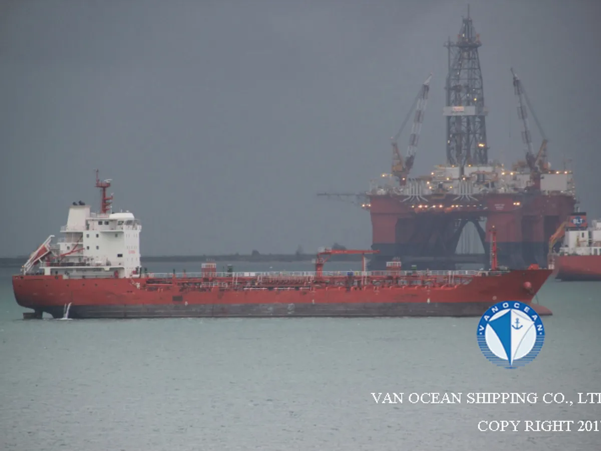 Navio-tanque de óleo/produtos químicos à venda