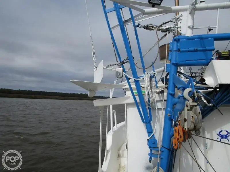 Navio de pesca de arrasto à venda