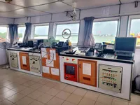 Balsa de desembarque, tanque à venda