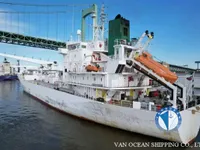 Navio frigorífico à venda