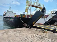 Balsa de desembarque, tanque à venda