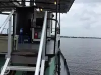 Rebocador à venda