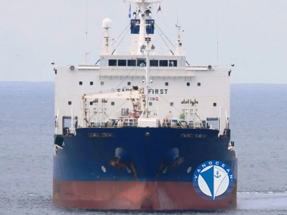 Navio-tanque de óleo/produtos químicos à venda