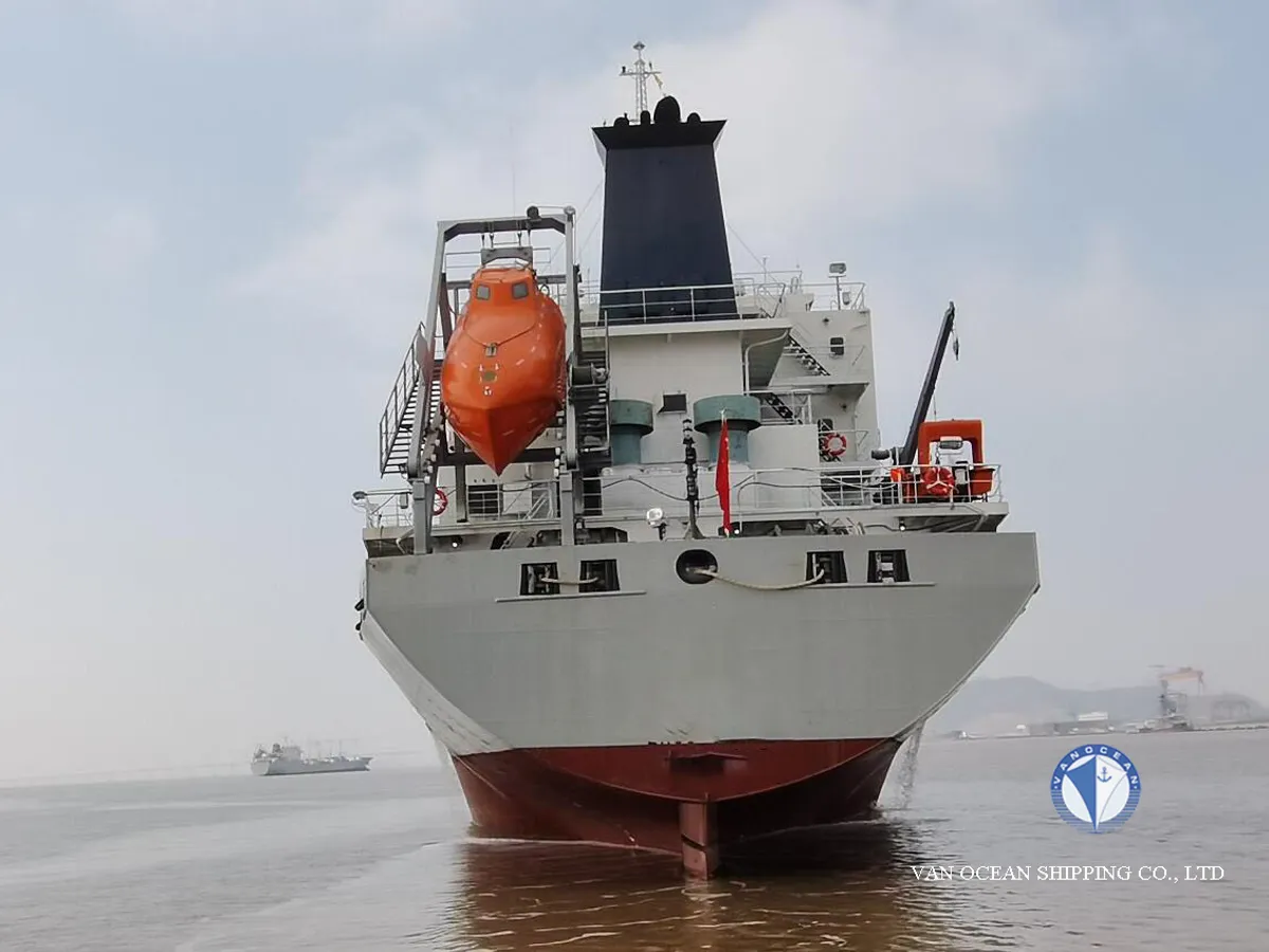 Navio frigorífico à venda