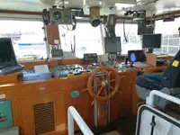 Navio de pesquisa à venda