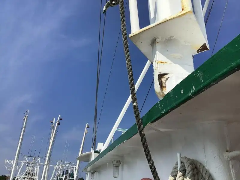 Navio de pesca de arrasto à venda