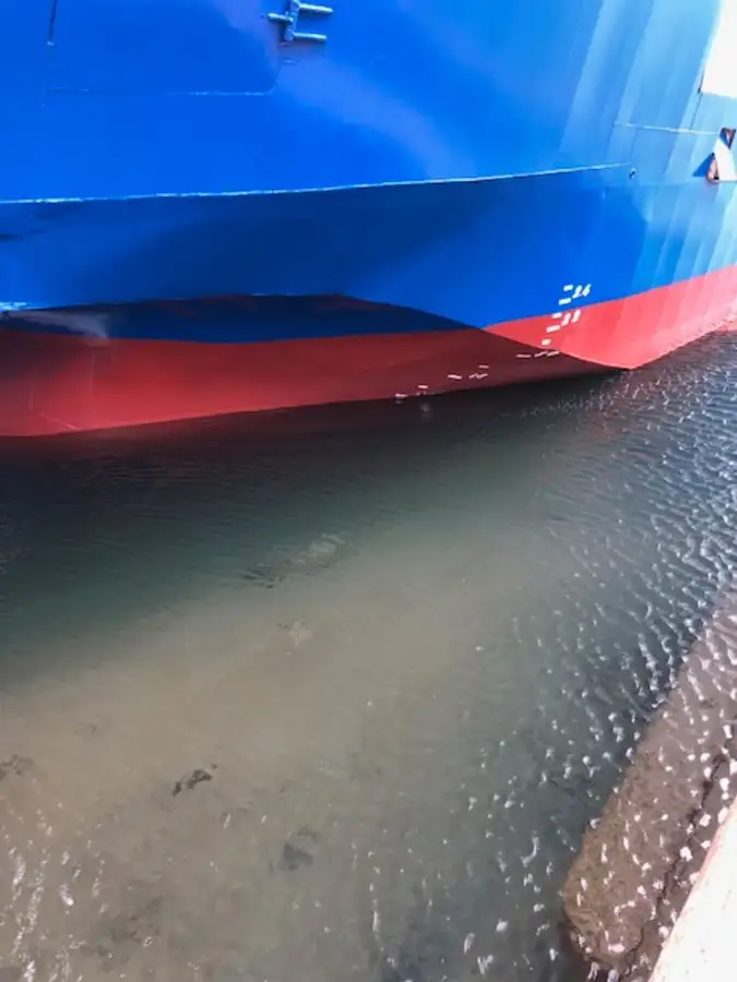 Navio Ro-Ro à venda