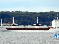 Navio frigorífico à venda
