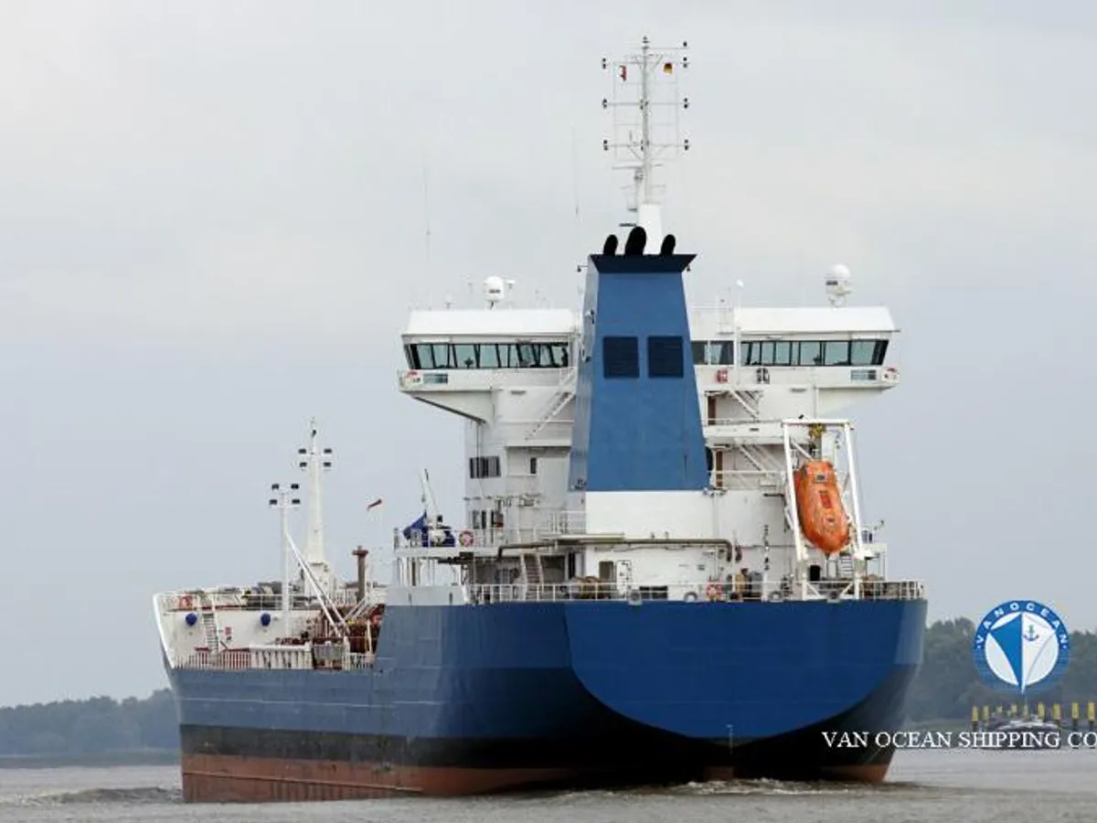 Navio-tanque de óleo/produtos químicos à venda