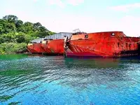 Barcaça à venda