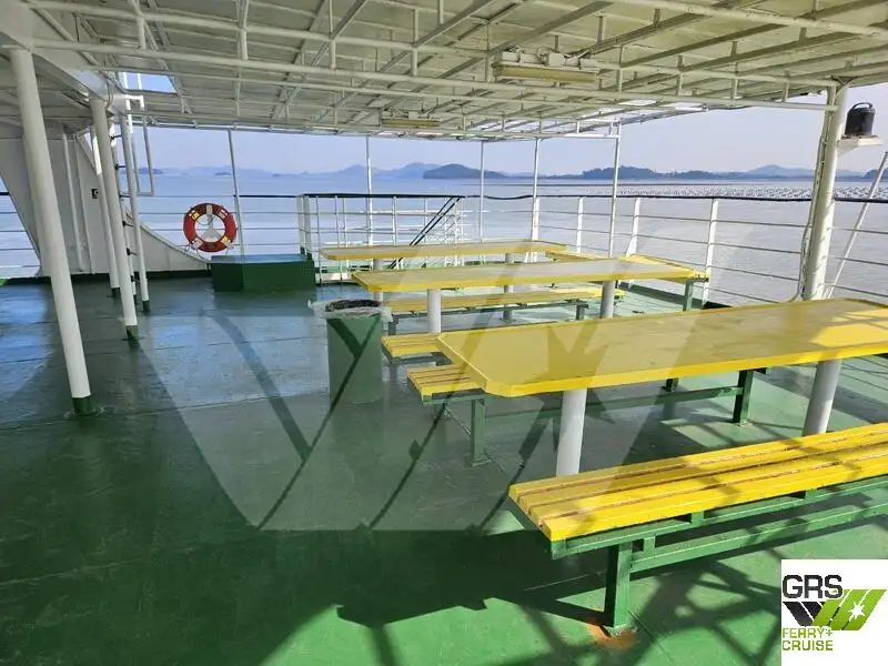 Balsa de desembarque, tanque à venda