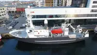 Navio porta-contêineres à venda