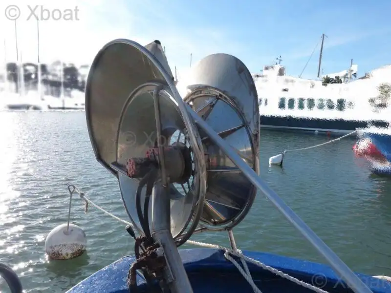 Navio de pesca de arrasto à venda