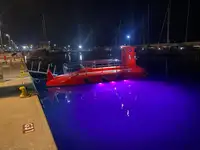 Submarino à venda