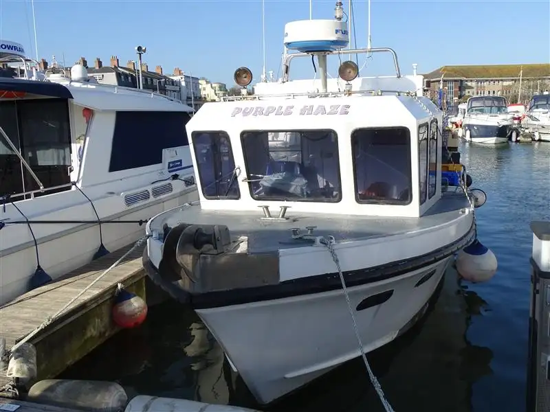 Navio de pesca de arrasto à venda