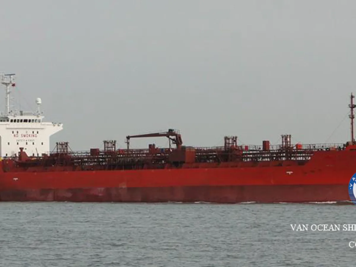 Navio-tanque de óleo/produtos químicos à venda