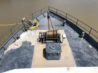 Barco de tripulação à venda