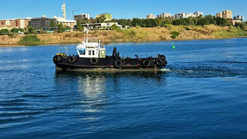 Barcos de trabalho à venda