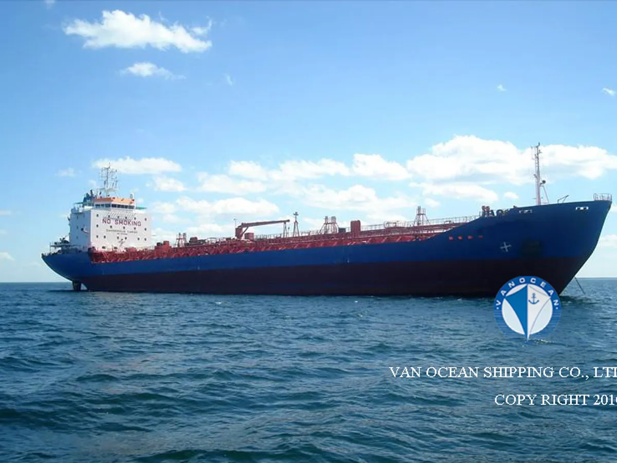 Navio-tanque de óleo/produtos químicos à venda