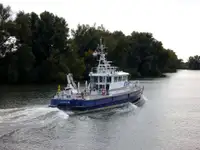 Navio de patrulha à venda