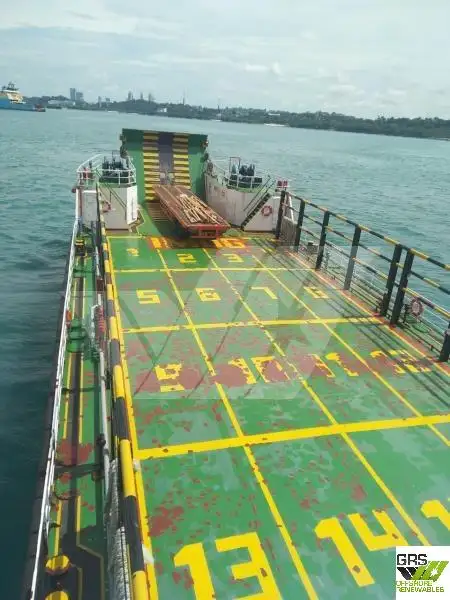 Balsa de desembarque, tanque à venda
