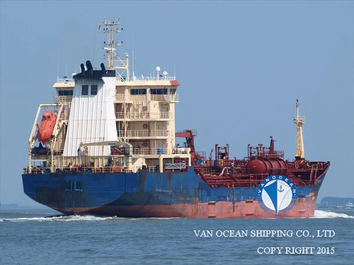 Navio-tanque de óleo/produtos químicos à venda