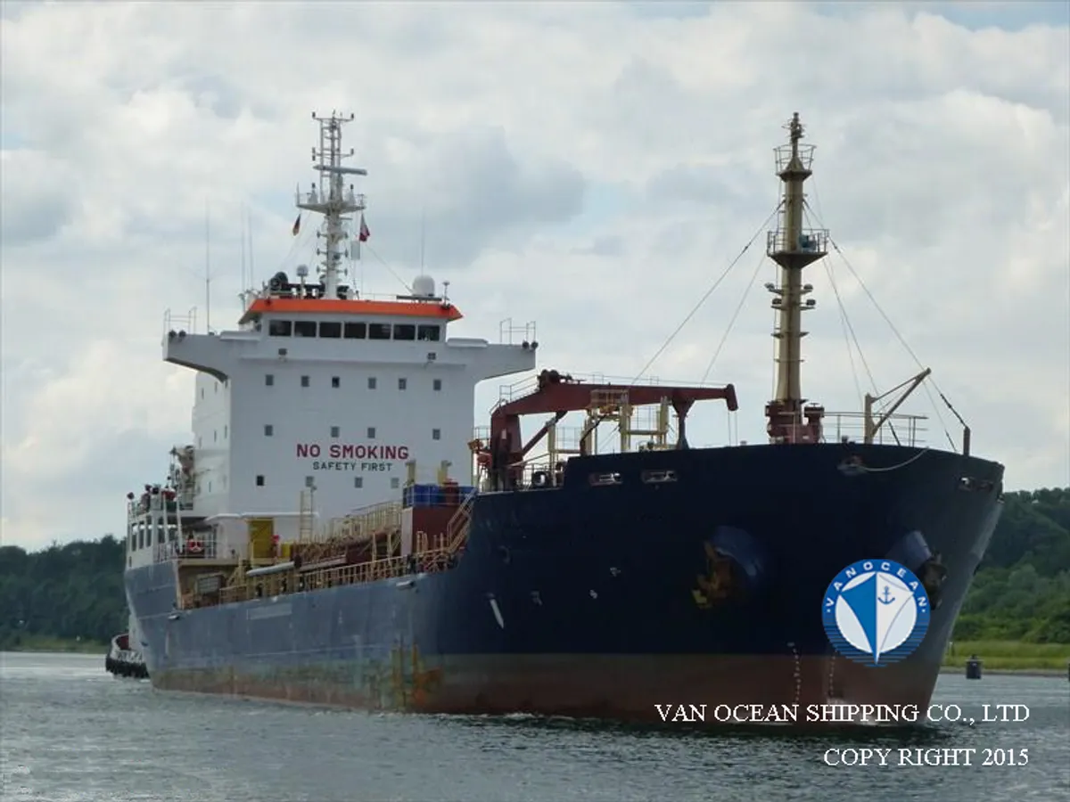 Navio-tanque de óleo/produtos químicos à venda