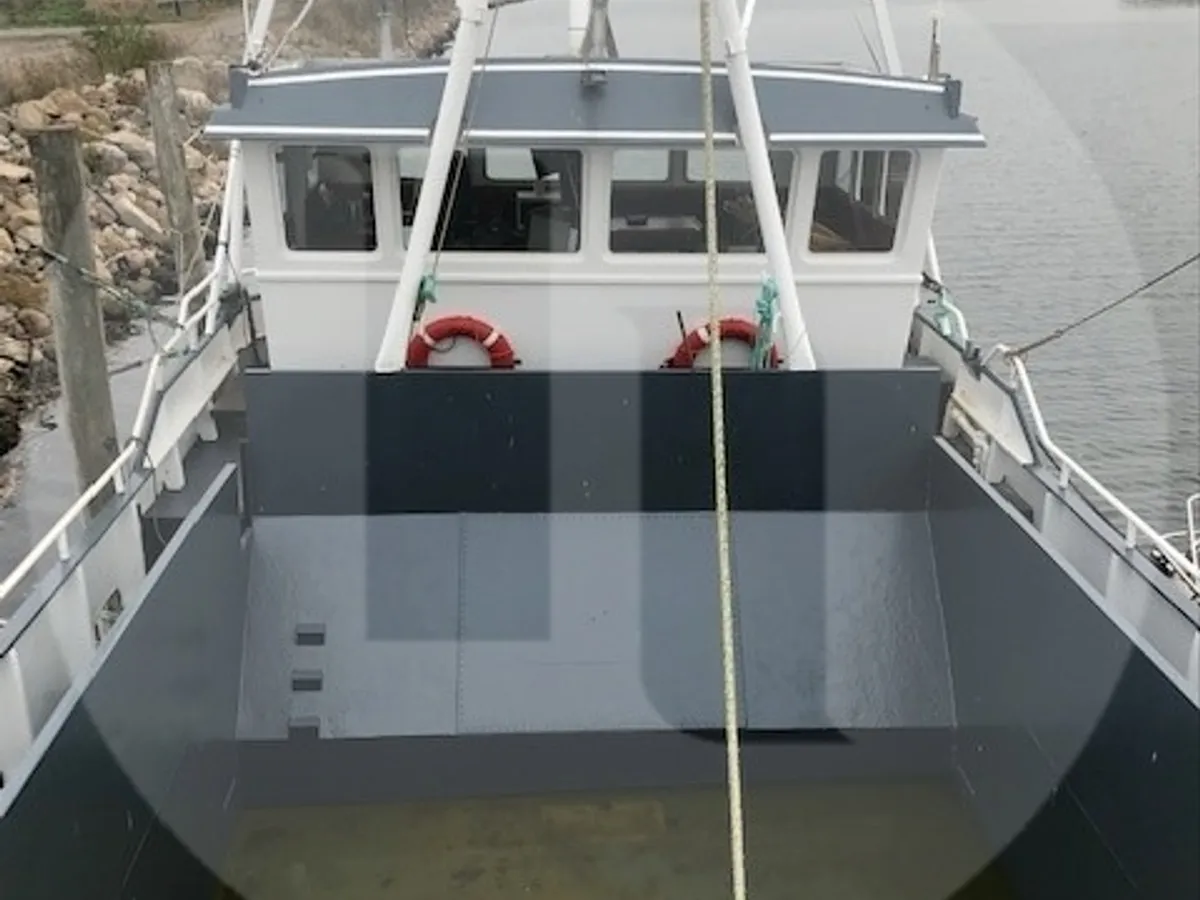 Embarcação para Aquicultura / Criação de Mariscos à venda