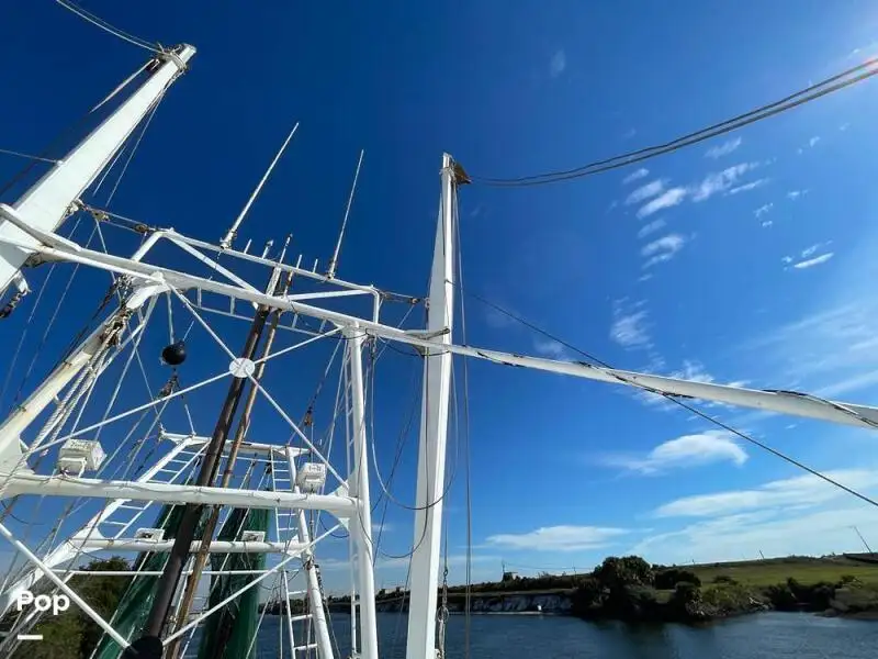 Navio de pesca de arrasto à venda