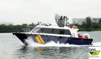 Barco de tripulação à venda