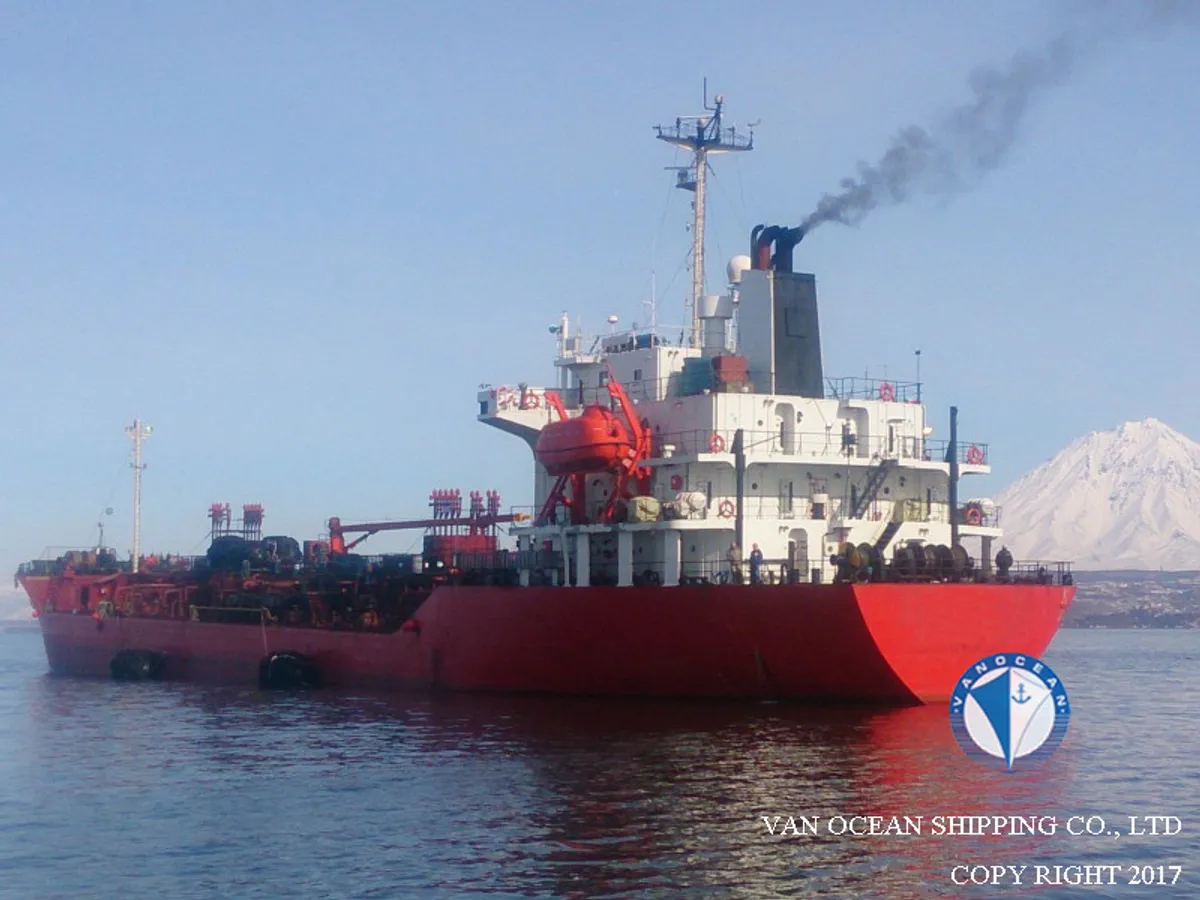 Navio-tanque de óleo/produtos químicos à venda