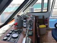 Catamarã à venda