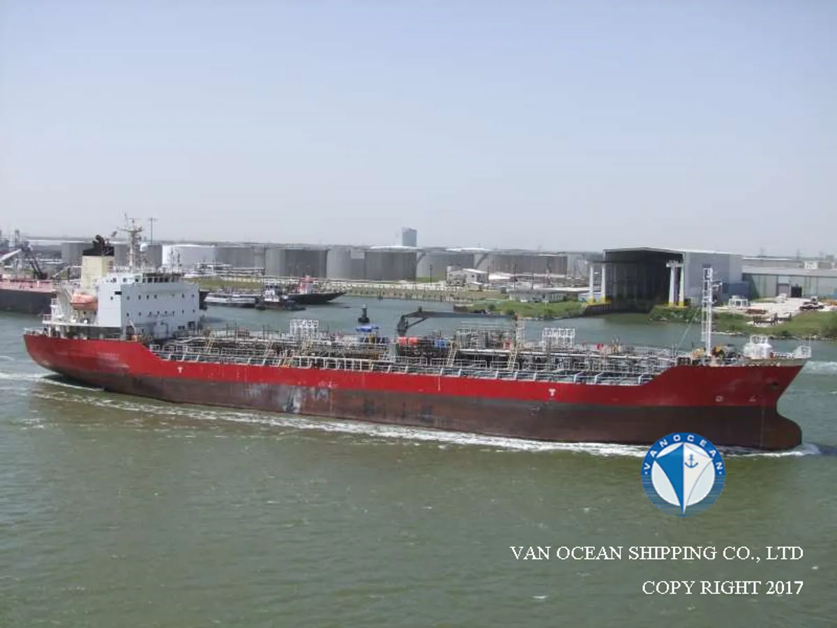 Navio-tanque de óleo/produtos químicos à venda